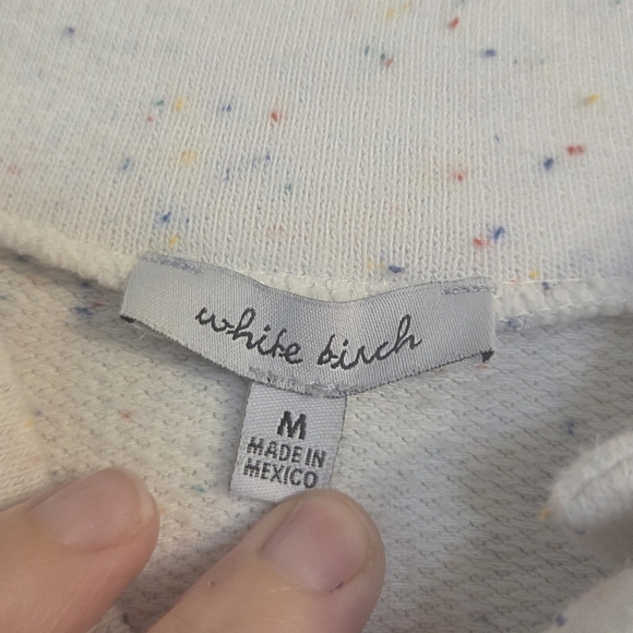 White Speckled Button Sweater By White Birch Size Medium - Picture 4 of 5